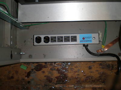 Glenayre gl-T8500 transmitter/receiver with 6FT rack