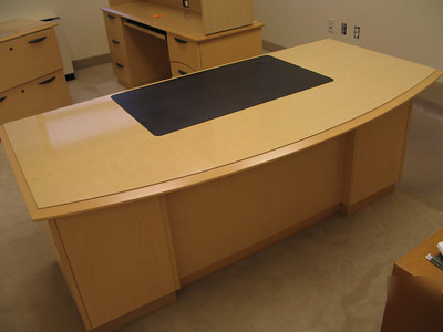 Executive maple wood veneer office suite 