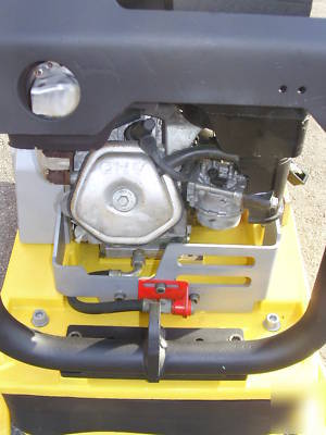 Wacker bpu 3545A reversible vibratory plate compactor 