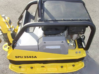 Wacker bpu 3545A reversible vibratory plate compactor 