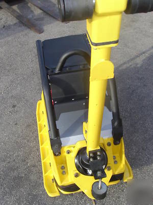 Wacker bpu 3545A reversible vibratory plate compactor 