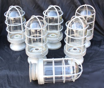  large appleton hazardous cage light fixture