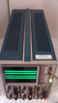 Tektronix 7603 mainframe oscilloscope w/plug ins 