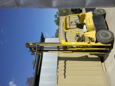 Hyster forklift max 4K lbs(great machine & great price)