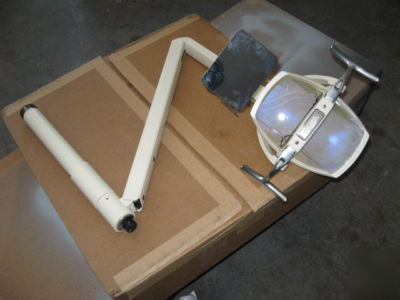 Dental p&c light fantastic ii ceiling light head