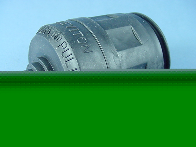 Leviton locking plug weather resistant boot 15A