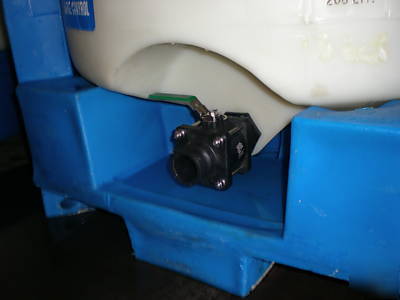 330 gallon reconditioned ibc tote snyder ultratainer