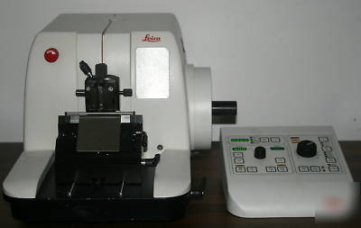 Leica RM2165 microtome with HI1210, HI1220 hot plates