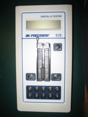 Bk precision 575 digital ic tester & identifier
