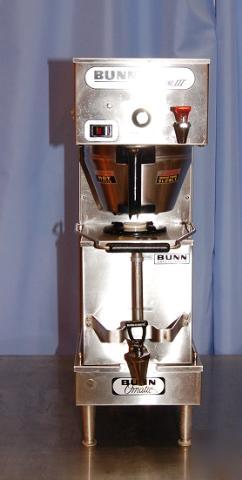 Bunn single satellite coffee brewer w/ hot water