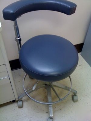 Complete 4 op. dental office equipment chairs, xray