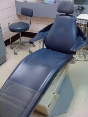 Complete 4 op. dental office equipment chairs, xray