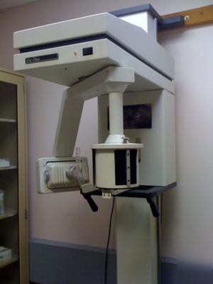 Complete 4 op. dental office equipment chairs, xray