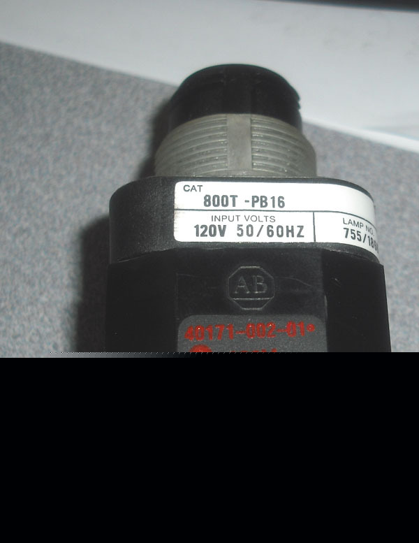 Allen bradley pushbutton momentary switch 800T-PB16 