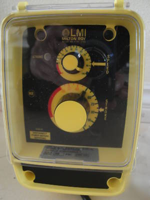 New lmi milton roy AA141-358SI in box metering pump