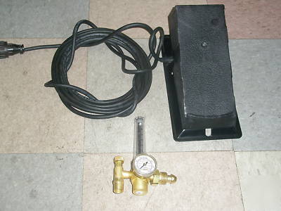 Miller 042388 hf-251D1 tig welder- torch foot pedal