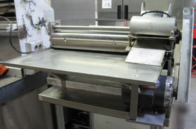 B10 colborne-dough roller 8698 bakery, pizzeria, crust