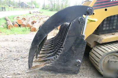Extreme heavy duty eagle-style skid steer 84