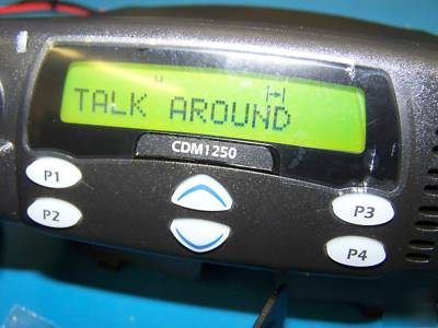Motorola CDM1250 uhf 403-470MHZ cdm 1250 perfect cond