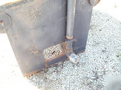 400 gal. construction skid mount water tank