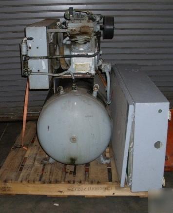 Ingersol-rand 24256 air compressor and buckeye tank