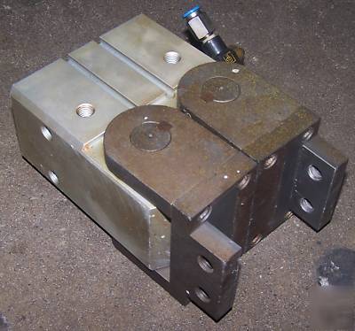 Smc pneumatic gripper finger, type# MHW2-50D1, nice