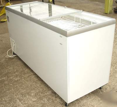 New master-bilt ice cream slide top freezer ig-608 