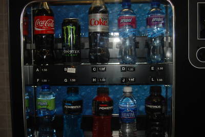 Vending machine can/bottles 