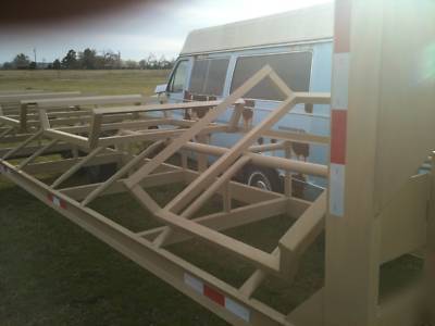 New 2010 5 round bale gooseneck hay trailer
