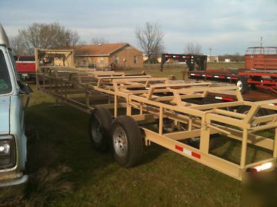 New 2010 5 round bale gooseneck hay trailer