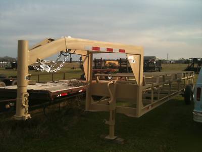 New 2010 5 round bale gooseneck hay trailer