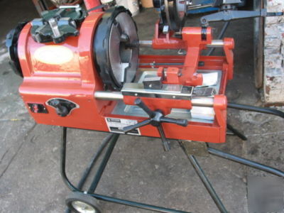 New ridgid type 1/2 - 4 electric threader 