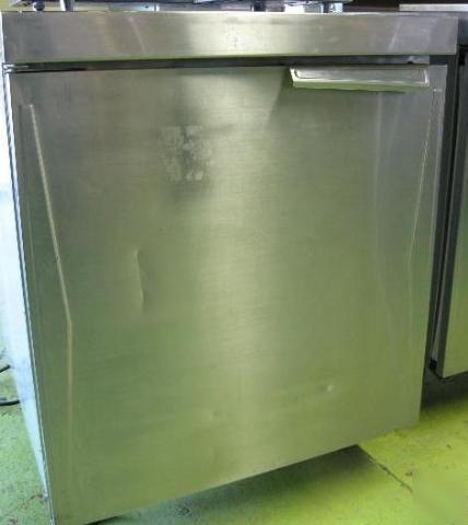 Randell under counter 1 door cooler refrigerator 9404