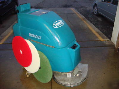 Tennant 5300 flor scrubber