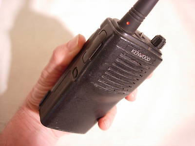 Kenwood 2CH TK2100 protalk vhf portable radio tk-2100