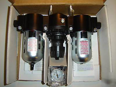Wilkerson C2704F00 air filter regulator lubricator 1/2
