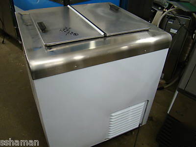 C nelson ice cream freezer conventional cabinet 8 tubs
