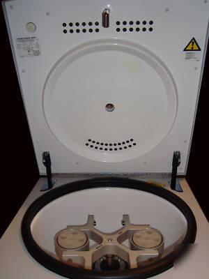 Fisher marathon 3200 centrifuge w/ rotor and manual