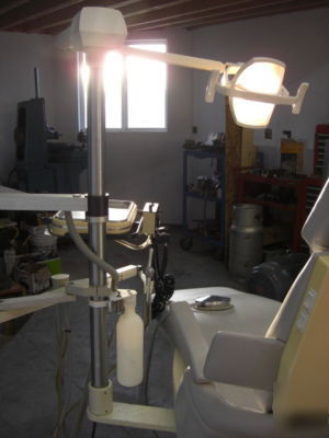 Royal model 16 dental chair w/accessories