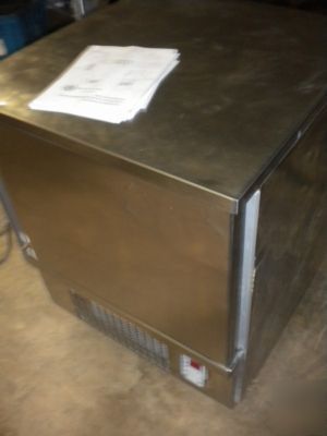 Beverage air used commercial blast chiller freezer BAC5