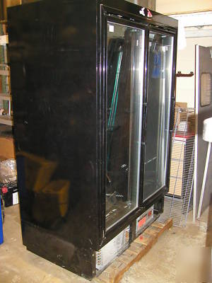 Hussmann 2 door glass reach in freezer hgl-2-bs