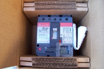 New ge spectra rms SEPA36AT0030 circuit breaker 30 amp 