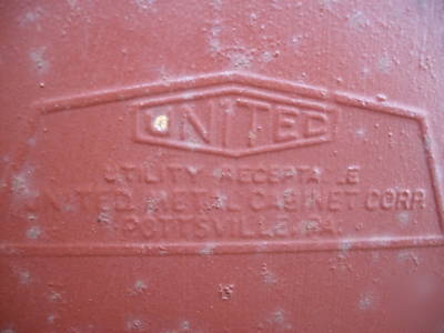 United utility receptacle industrial trash can vintage