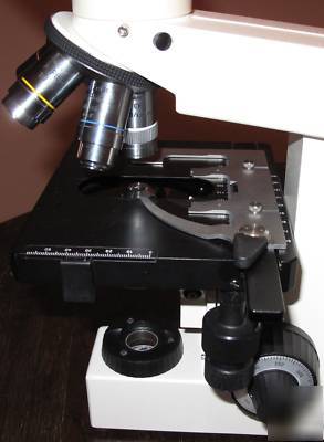 Carl zeiss standard 25 microscope with objectives