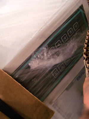 New brunswick ult U101 3.6CUFT 50HZ new freezer -86