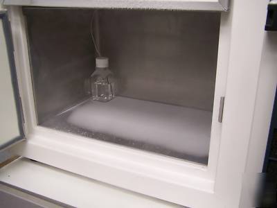 New brunswick ult U101 3.6CUFT 50HZ new freezer -86