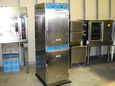 Alto shaam cook and hold ovens model 1000-thi