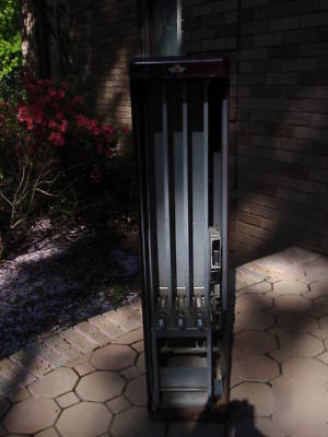 Vintage 5C snack vending machine ; phone/vase stand