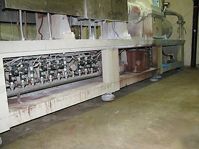 Extruder 72MM twin screw 42:1 co-rotational 2003 (2)