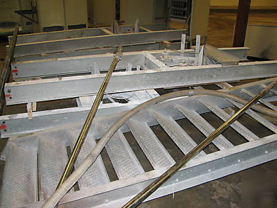 Extruder 72MM twin screw 42:1 co-rotational 2003 (2)